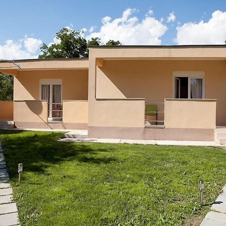 Apartmani Lea Starigrad Paklenica Exterior foto
