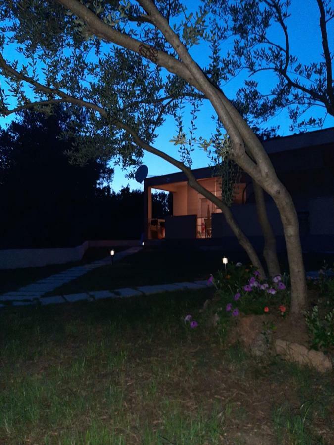 Apartmani Lea Starigrad Paklenica Exterior foto