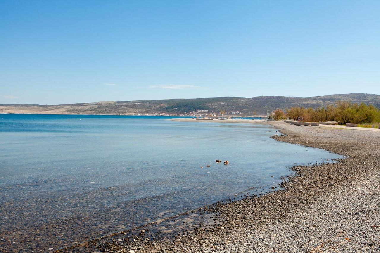 Apartmani Lea Starigrad Paklenica Exterior foto